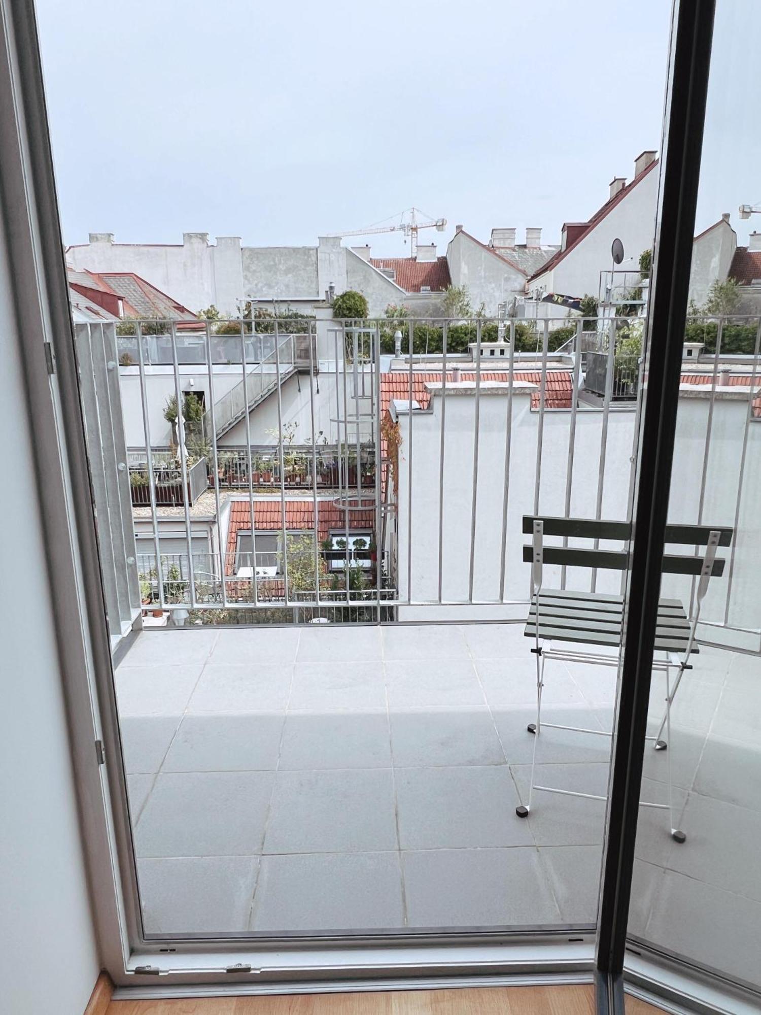 Brunnenmarkt Balcony Apartment Вена Экстерьер фото